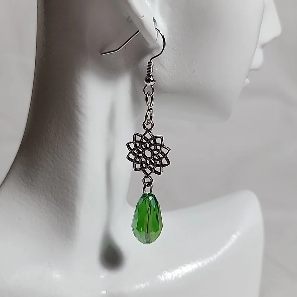 Green Teardrop‎ Filigree Drop Earrings Handmade